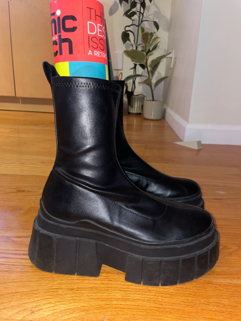Bershka Black Leather Platform Chelsea Boots